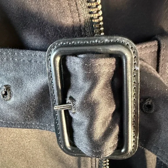 Burberry black Double-Breasted Trench Coat - Picture 10 of 13